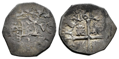 Felipe III (1598-1621). 1/2 real. 1612. Sevilla. V. (Cal-434). (Jarabo-Sanahuja-B553). Ag. 1,65g.