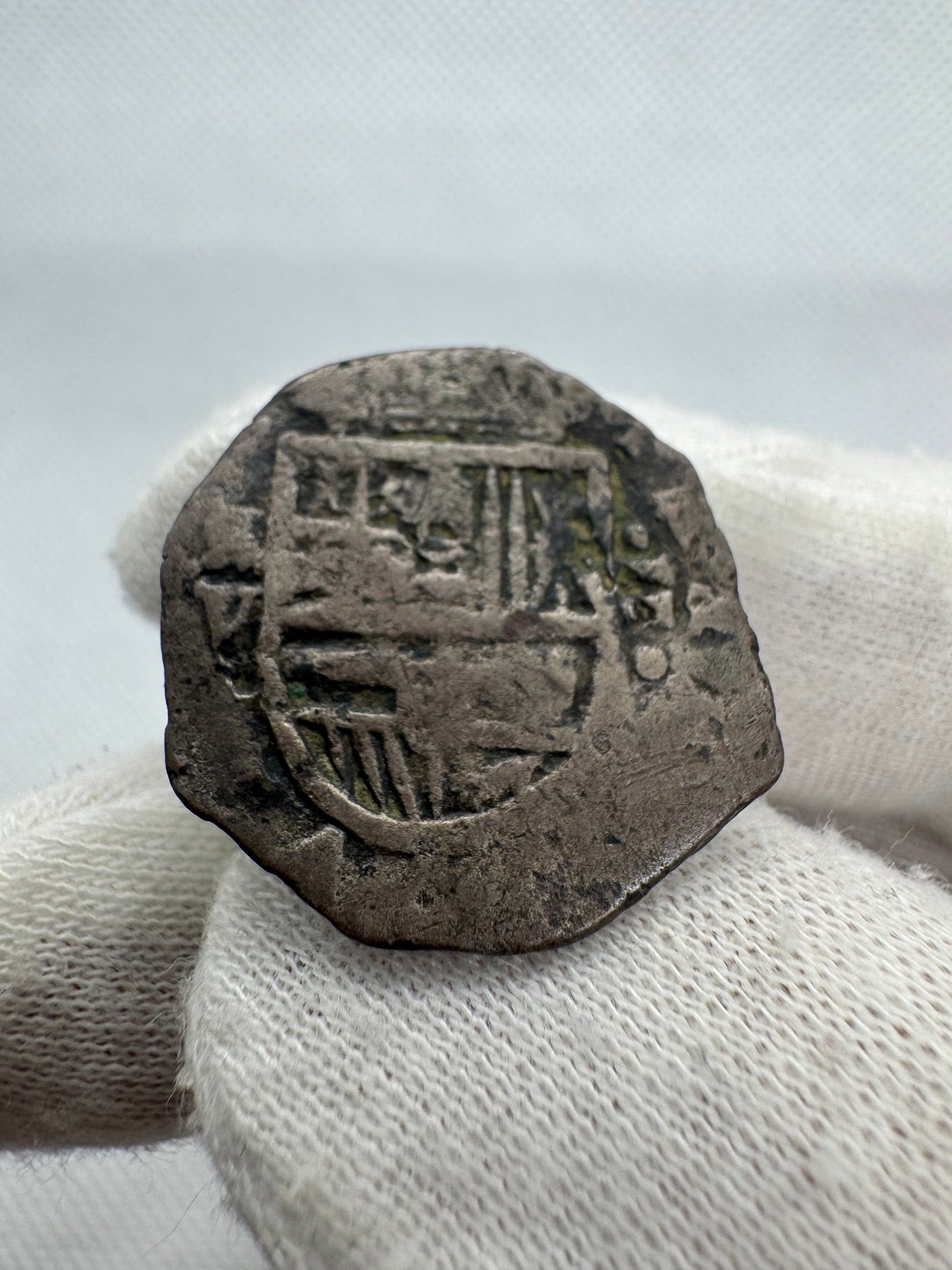 Felipe III (1598-1621). 2 reales. (1612-1616). Sevilla. V. (Cal-Tipo 135). (Jarabo-Sanahuja-Tipo B152). Ag. 4,88g.