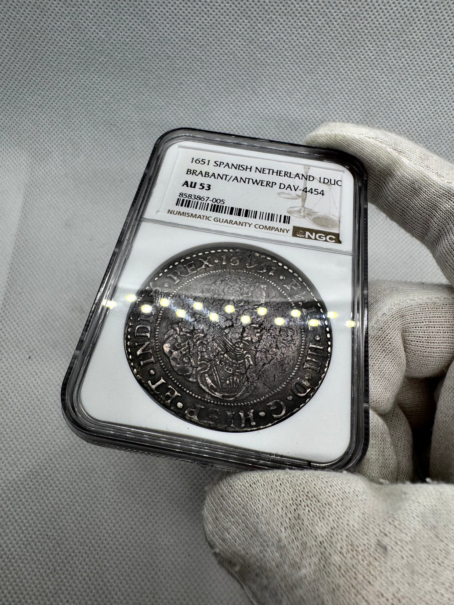 [NGC TOP POP] Felipe IV (1621-1665). 1 ducatón. 1651. Amberes / Antwerpen. (Tauler-2912). (DAV-4454). Ag. 32,26g. NGC AU53.
