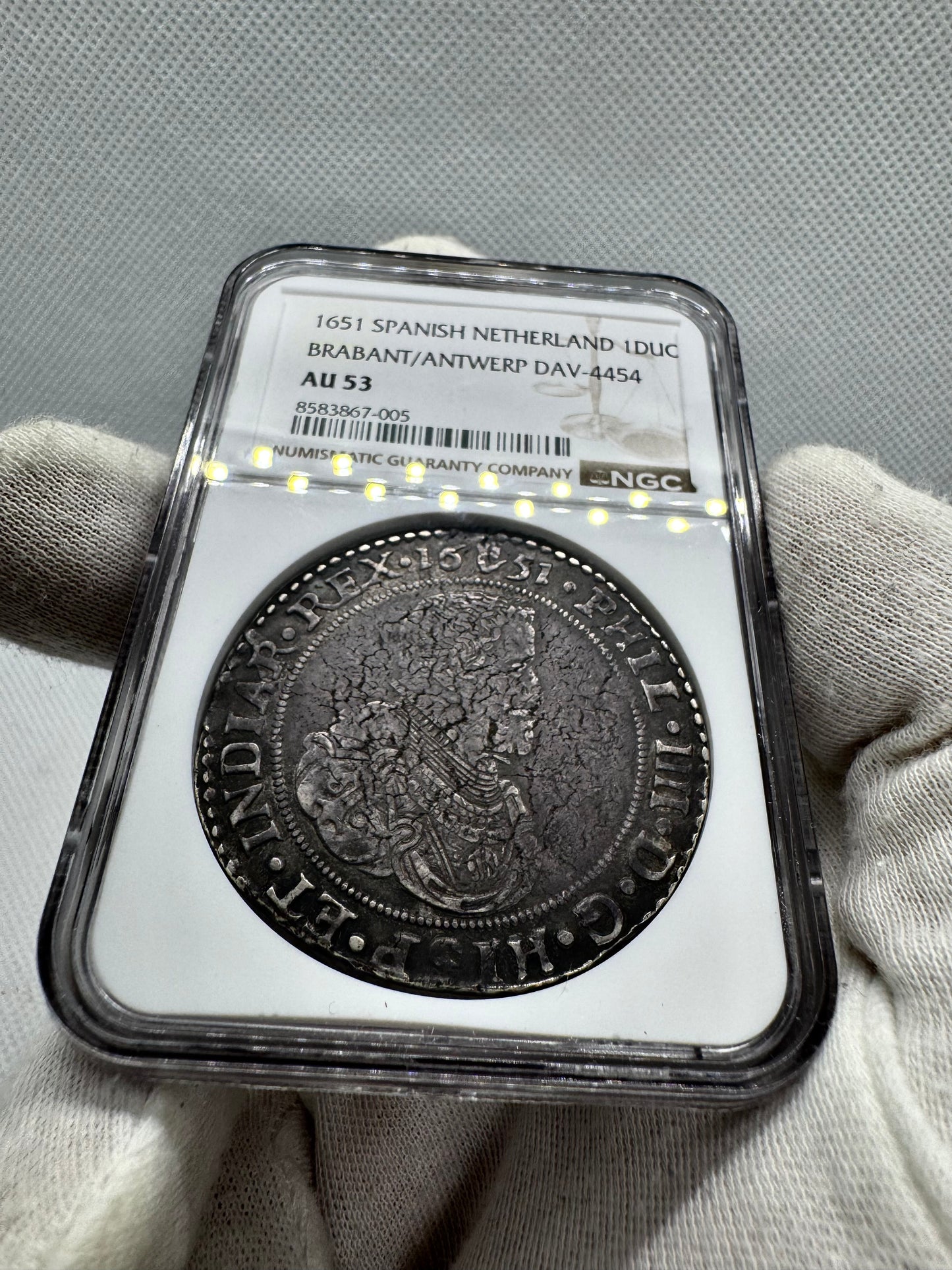 [NGC TOP POP] Felipe IV (1621-1665). 1 ducatón. 1651. Amberes / Antwerpen. (Tauler-2912). (DAV-4454). Ag. 32,26g. NGC AU53.