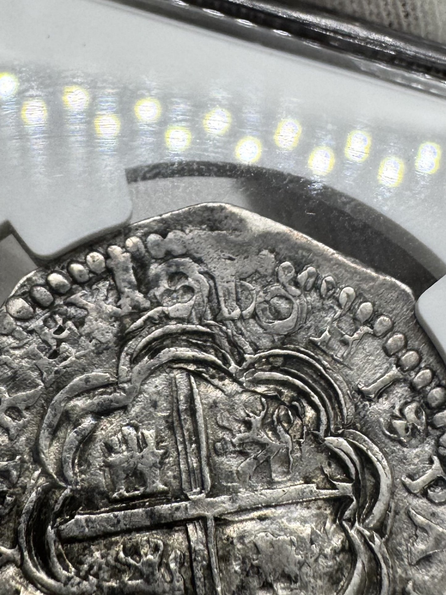 Felipe III (1598-1621). 4 reales. 1610/09. Granada. M. (Cal-727 Mismo Ejemplar). (Jarabo-Sanahuja-B26 Mismo Ejemplar). Ag. 13,84g. NGC AU Details (Cleaned).