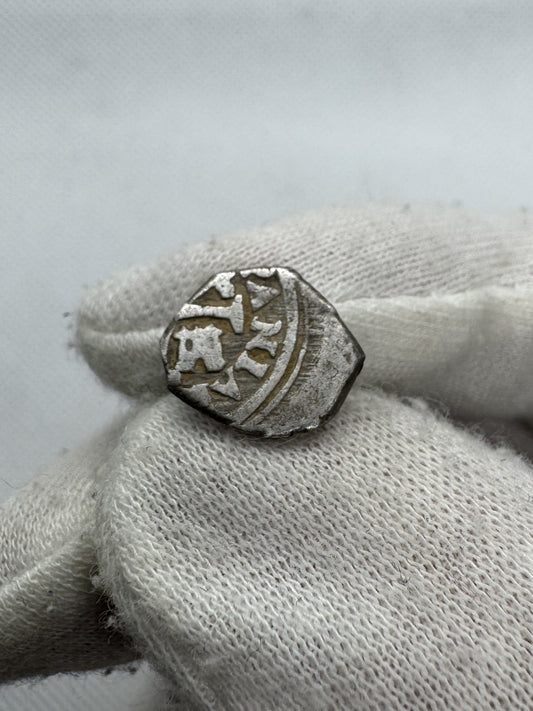 Felipe IV (1621-1665). 1/2 real. (1652). Sevilla. (R). (Cal-Unlisted). (Jarabo-Sanahuja-C688). Ag. 1,61g.